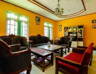 Lobi 2 Riana Homestay