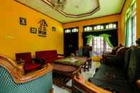 Lobby Riana Homestay