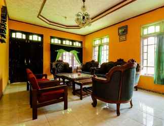 Lobby 2 Riana Homestay