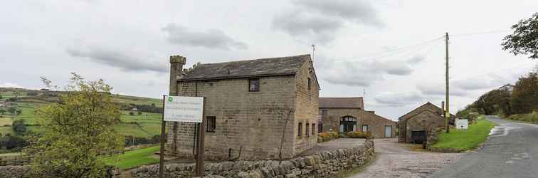 Exterior Foxholes Farm