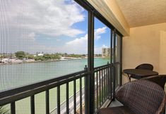 침실 3 Land's End 302 Building 4 Beautiful Updated Condo Amazing Views!