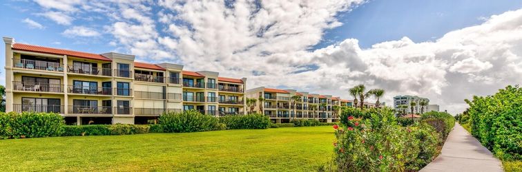 Bangunan Land's End 206 Building 4 Updated Private Balcony Large Pool