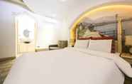 Kamar Tidur 4 Jewelry Motel