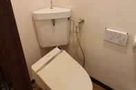 Toilet Kamar Guesthouse BJ STYLES