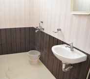 In-room Bathroom 4 ULO Peach Tree ECR