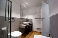 In-room Bathroom MaVille