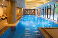 Swimming Pool Sofitel Istanbul Taksim