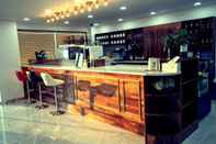 Bar, Kafe, dan Lounge Ocean Spa Hotel