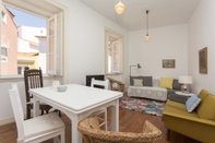 Common Space Spacious Alfama Duplex, By TimeCooler