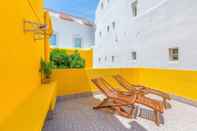 Swimming Pool Alfama, Bright Spacious W/ Terrace Apartment, By TimeCooler