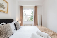 Bedroom Kings Road Apartments