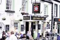 Exterior Molesworth Arms