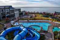 Swimming Pool Kasteel Aan Zee Baron