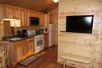 Bedroom 4 Drummer Boy Camping Resort