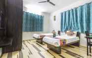 Bedroom 5 FabHotel House Khas Suites