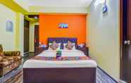 Bilik Tidur 4 FabHotel Misty Oak