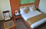 Bedroom 7 Hotel Kalka Royal