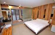 Kamar Tidur 5 Sanyi House