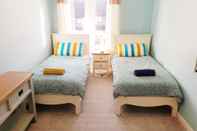 Kamar Tidur Warm Cosy Family Home With Free Parking