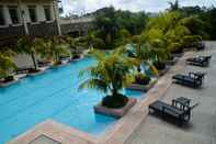 Kolam Renang Splendido Taal Country Club