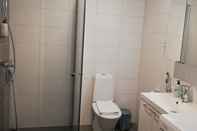 In-room Bathroom Kotimaailma Apts Joensuu Kalevankatu 36