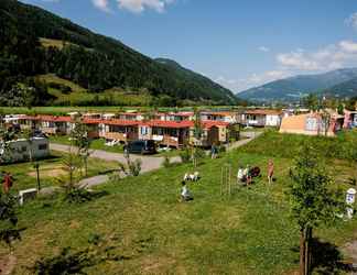 Exterior 2 Happy Camp in Camping Bella Austria