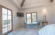 Bedroom 4 Lx14: Luxury Golf Course Villa With 360 Ocean View