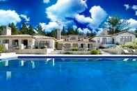 Swimming Pool Lx1: Chateau D' Renaitre - Carmel-by-the-sea Luxury Villa: