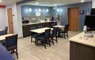 Restoran 5 Super 8 by Wyndham Cookeville