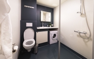 Toilet Kamar 6 Spot Apartments  Konala