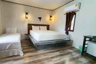 Bedroom Harry's Sunset Klong Nin Beach