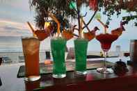 บาร์ คาเฟ่ และเลานจ์ Harry's Sunset Klong Nin Beach