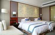 Bedroom 2 Argyle Hotel