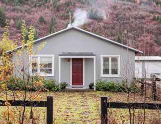 Exterior 2 Picturesque Home in Historical Arrowtown