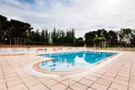 Swimming Pool Bugalows camping Regio