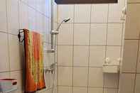 Phòng tắm bên trong Muskátli Apartman