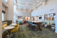 Bar, Cafe and Lounge Hampton Inn & Suites Cincinnati Liberty Township