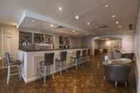 Bar, Cafe and Lounge SUNRISE Alex Avenue Hotel