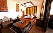 Kamar Tidur 6 High Mountain Resort - Deqin