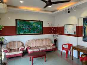 Sảnh chờ 4 Fairway Hotel