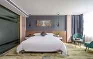 Bedroom 3 Guangzhou Huiyue Hotel