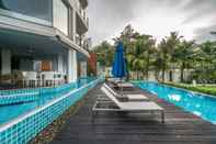 Kolam Renang BangTao Beachfront by Lofty