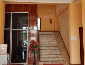 Lobi 2 Hongkham guesthouse Xiengkhouang Laos