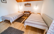 Bedroom 5 Farm Stay Zagar