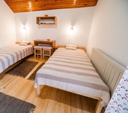 Bedroom 5 Farm Stay Zagar