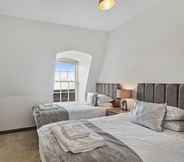 Bedroom 2 Karah Suites - Denmark House