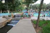 Swimming Pool Hotel Imilchil