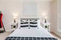 Kamar Tidur Large Apartment near Windsor Castle