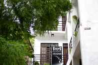 Bangunan Steps Backpackers Hostel