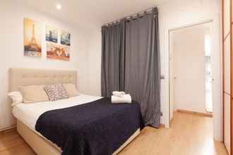 Kamar Tidur 4 Centric Apartment Barna